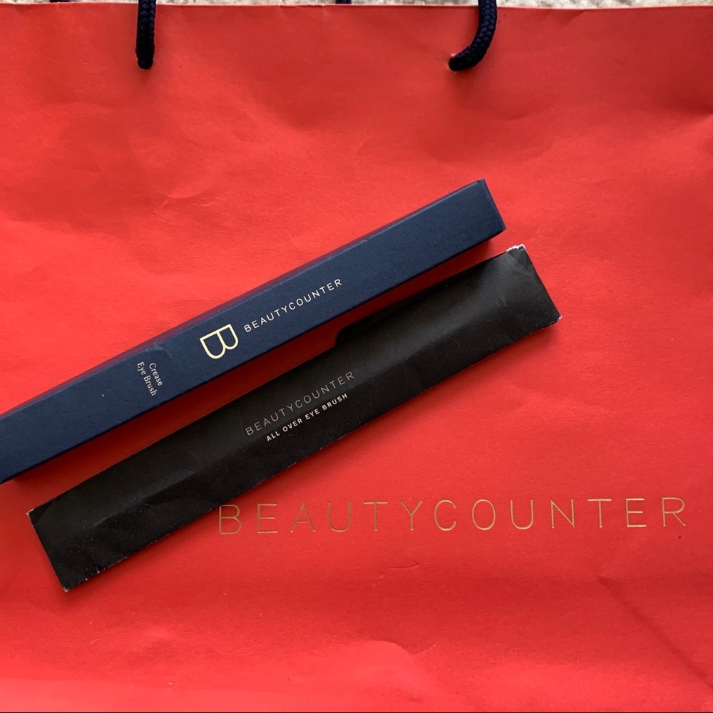 Beautycounter Eyeshadow makeup brushes bundle NEW